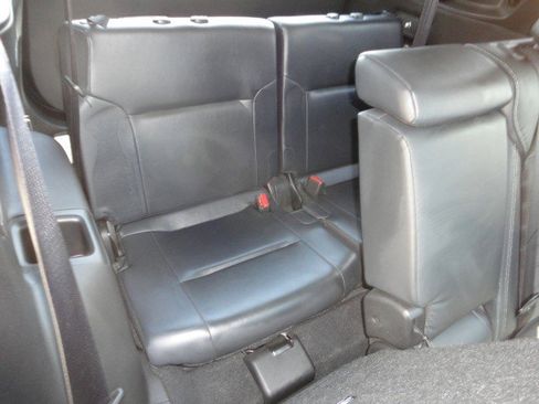 Used 2023 Mitsubishi Outlander SE image 18