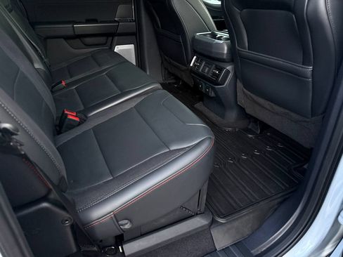 Used 2025 Ford F150 Raptor AWD/4WD image 44