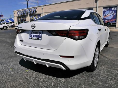 Used 2024 Nissan Sentra S FWD image 7