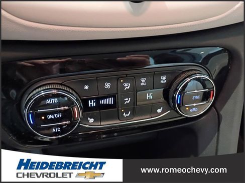 Certified 2023 Buick Encore GX Essence w/ Experience Buick Package image 25