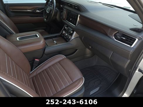 Used 2024 GMC Yukon Denali Ultimate AWD/4WD image 49