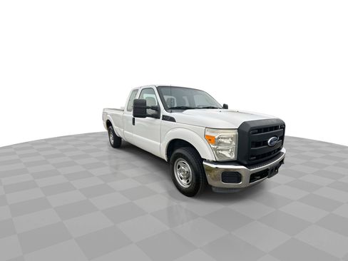 Used 2011 Ford F250 XL w/ XL Value Pkg image 2
