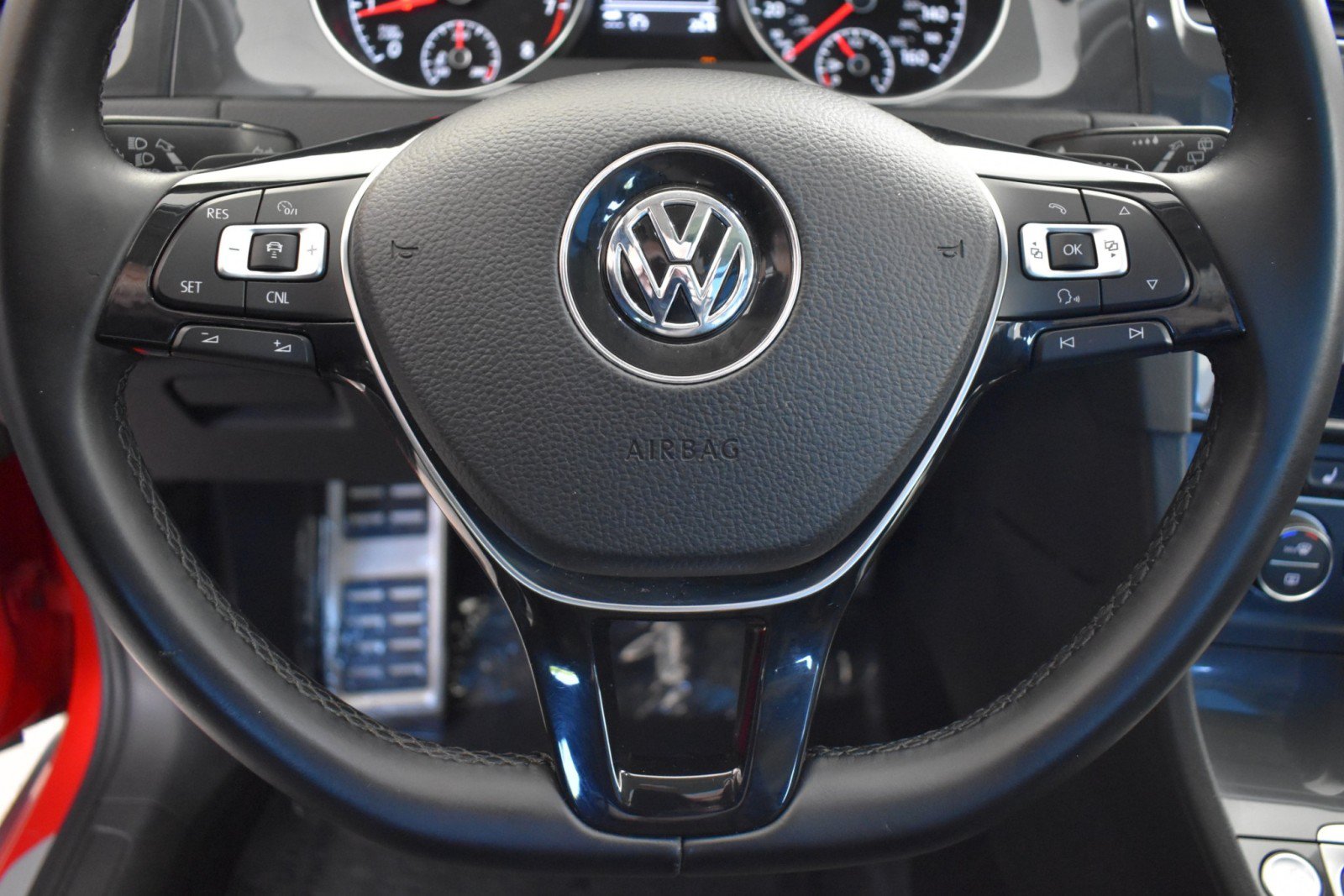 Used 2018 Volkswagen Golf Alltrack AWD/4WD image 11