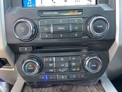 Used 2017 Ford F350 Lariat w/ Lariat Ultimate Package AWD/4WD image 18