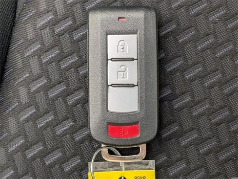 Used 2024 Mitsubishi Eclipse Cross LE image 34