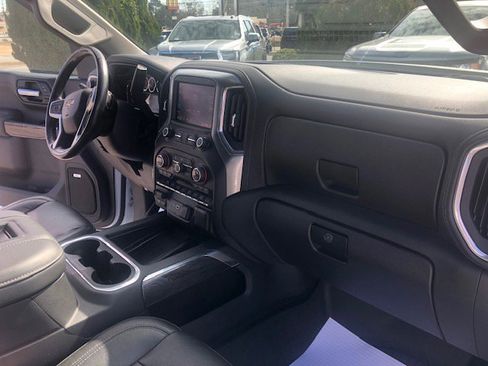 Used 2020 Chevrolet Silverado 1500 LTZ image 22