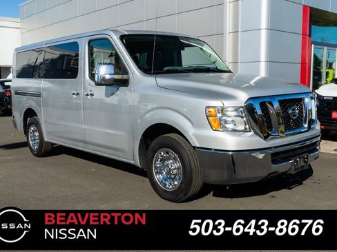 Used 2020 Nissan NV 3500 SV image 1