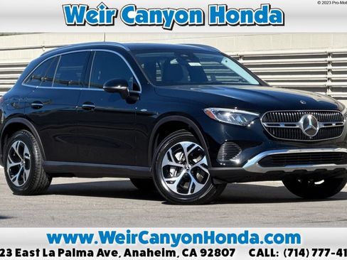 Used 2025 Mercedes-Benz GLC 350e 4MATIC image 1