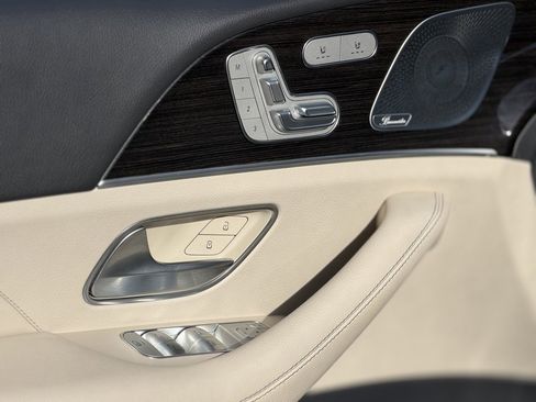 Used 2020 Mercedes-Benz GLE 350 image 29