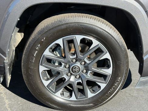 Used 2023 Toyota Sequoia Limited image 32