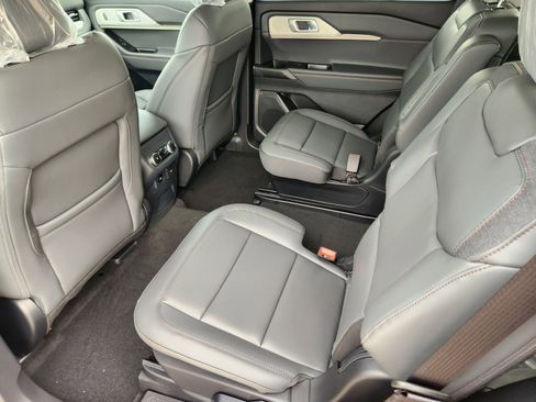 New 2026 Ford Explorer Active image 24