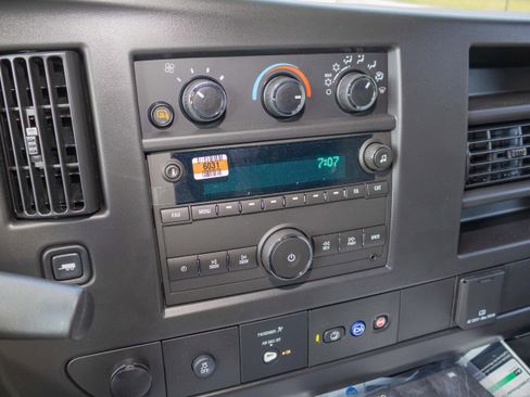 New 2025 Chevrolet Express 2500 w/ Safety Package image 14