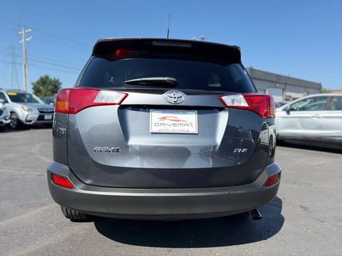 Used 2013 Toyota RAV4 XLE FWD image 4