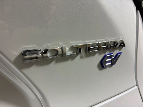 Used 2024 Subaru Solterra Premium image 12