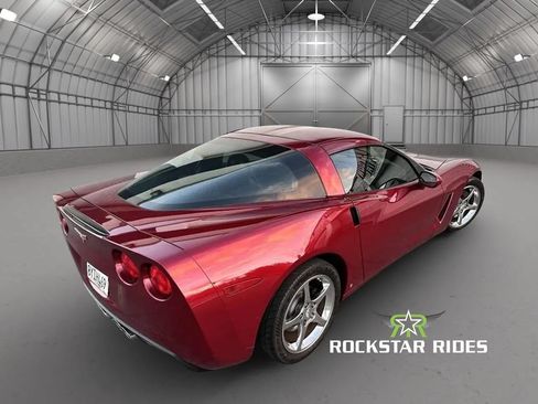 Used 2006 Chevrolet Corvette Coupe w/ Preferred Equipment Group RWD image 37