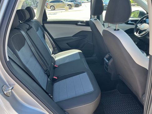 Certified 2025 Volkswagen Taos S FWD image 32