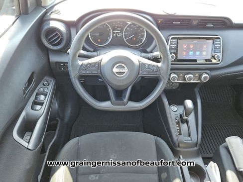 Used 2024 Nissan Kicks S FWD image 5