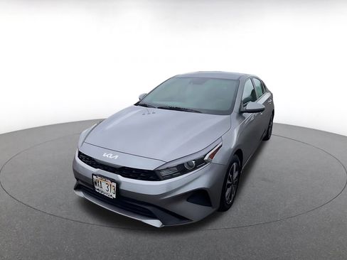 Used 2024 Kia Forte LXS FWD image 7