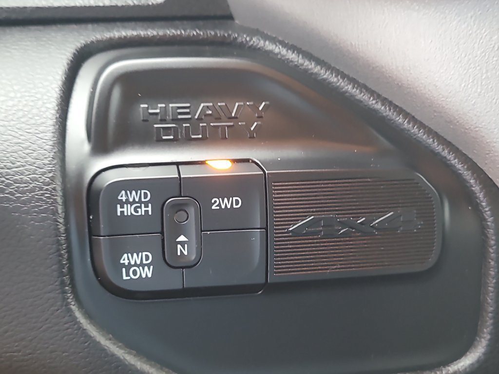 Certified 2024 RAM 2500 Big Horn AWD/4WD image 27