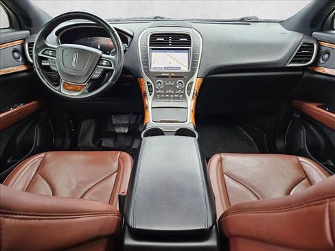 Used 2020 Lincoln Nautilus Reserve w/ Equipment Group 201A image 18