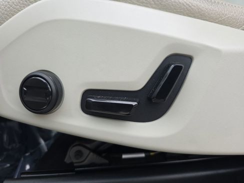 Certified 2023 Volvo XC90 B6 Plus w/ Protection Package Premier image 43