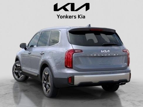 Used 2025 Kia Telluride S AWD/4WD image 4
