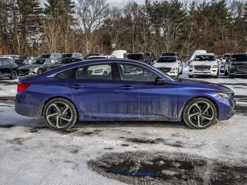 Used 2022 Honda Accord Sport image 4