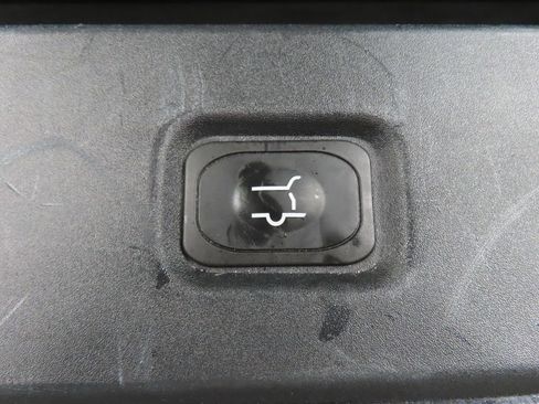 Used 2025 Ford Expedition Active AWD/4WD image 41