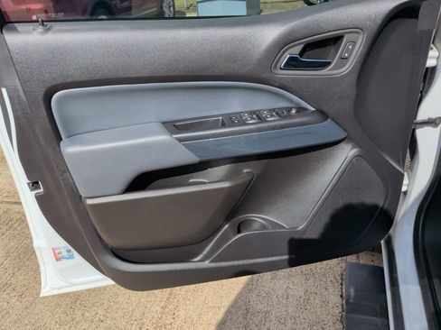 Used 2022 Chevrolet Colorado Z71 image 9