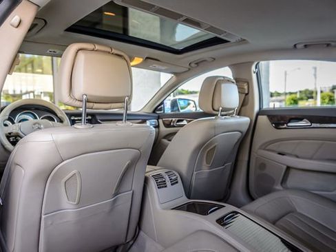 Used 2014 Mercedes-Benz CLS 550 4MATIC image 41