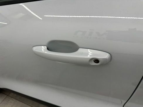 Used 2025 Ford Escape Active image 20