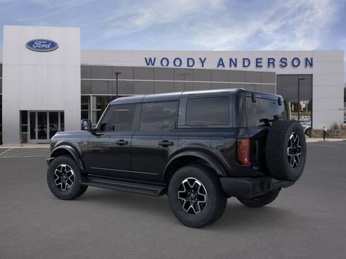 New 2026 Ford Bronco Outer Banks AWD/4WD image 4