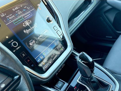 Certified 2024 Subaru Outback Onyx Edition image 28