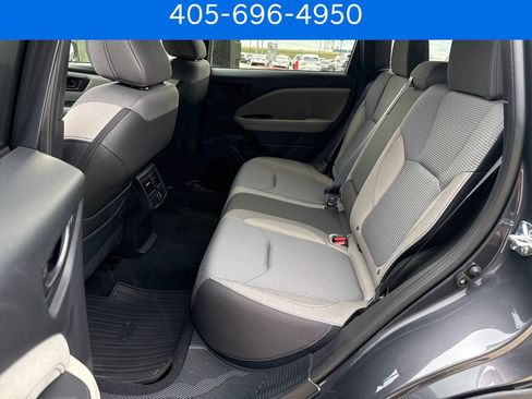 Used 2025 Subaru Forester Premium AWD/4WD image 37