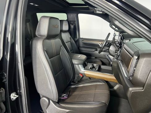 Used 2024 Chevrolet Silverado 2500 High Country w/ Technology Package image 28