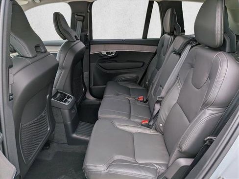New 2026 Volvo XC90 T8 Ultra w/ Protection Package AWD/4WD image 17