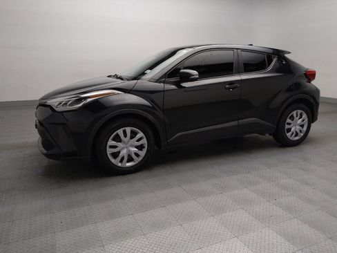 Used 2020 Toyota C-HR LE image 2