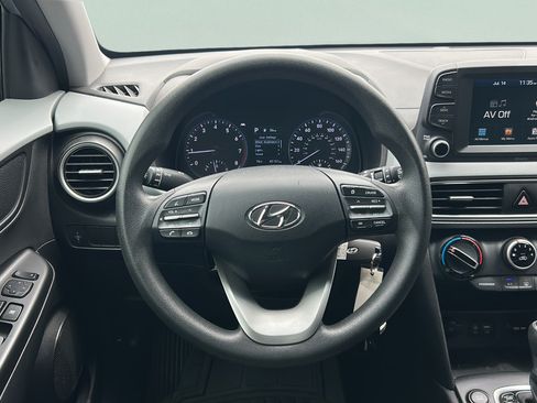 Used 2019 Hyundai Kona SE FWD image 18