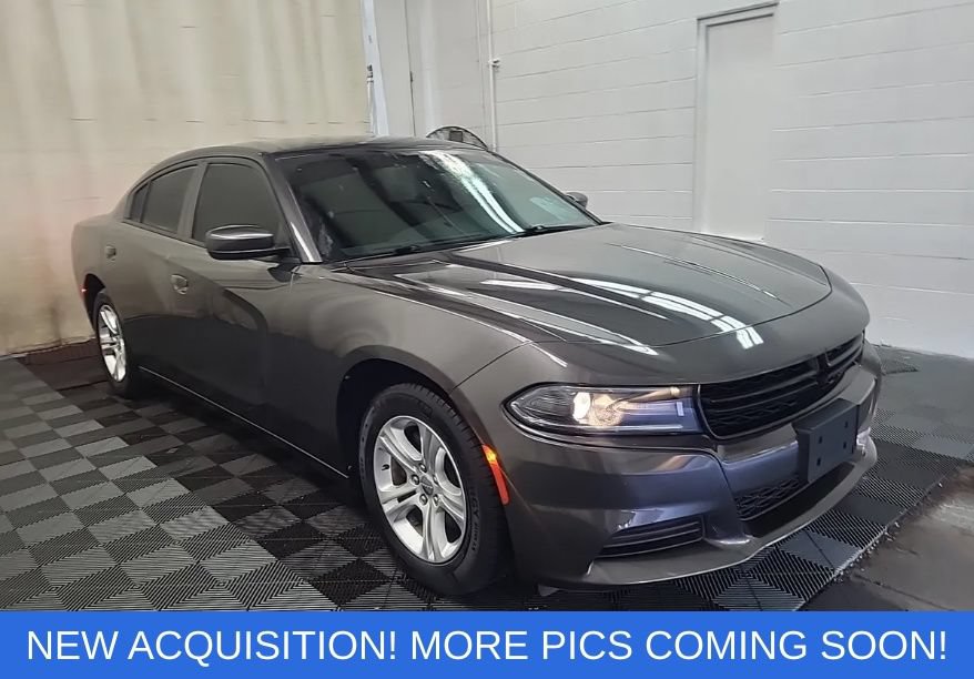 Used 2020 Dodge Charger SXT RWD image 1