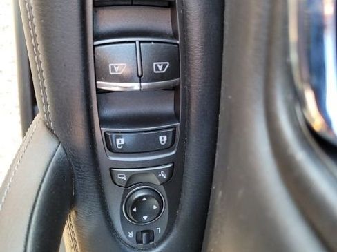 Used 2018 Nissan Armada SL w/ Premium Package image 10