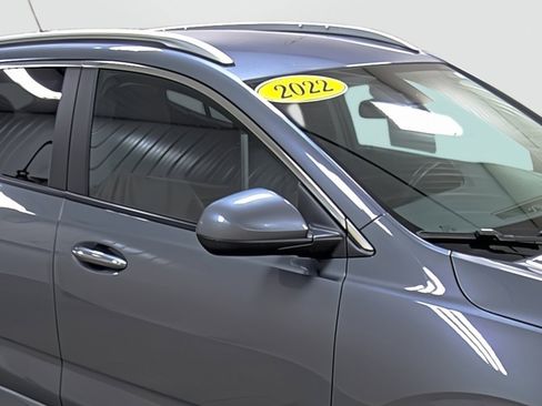 Used 2022 Buick Encore GX Select w/ Sport Touring Package image 15