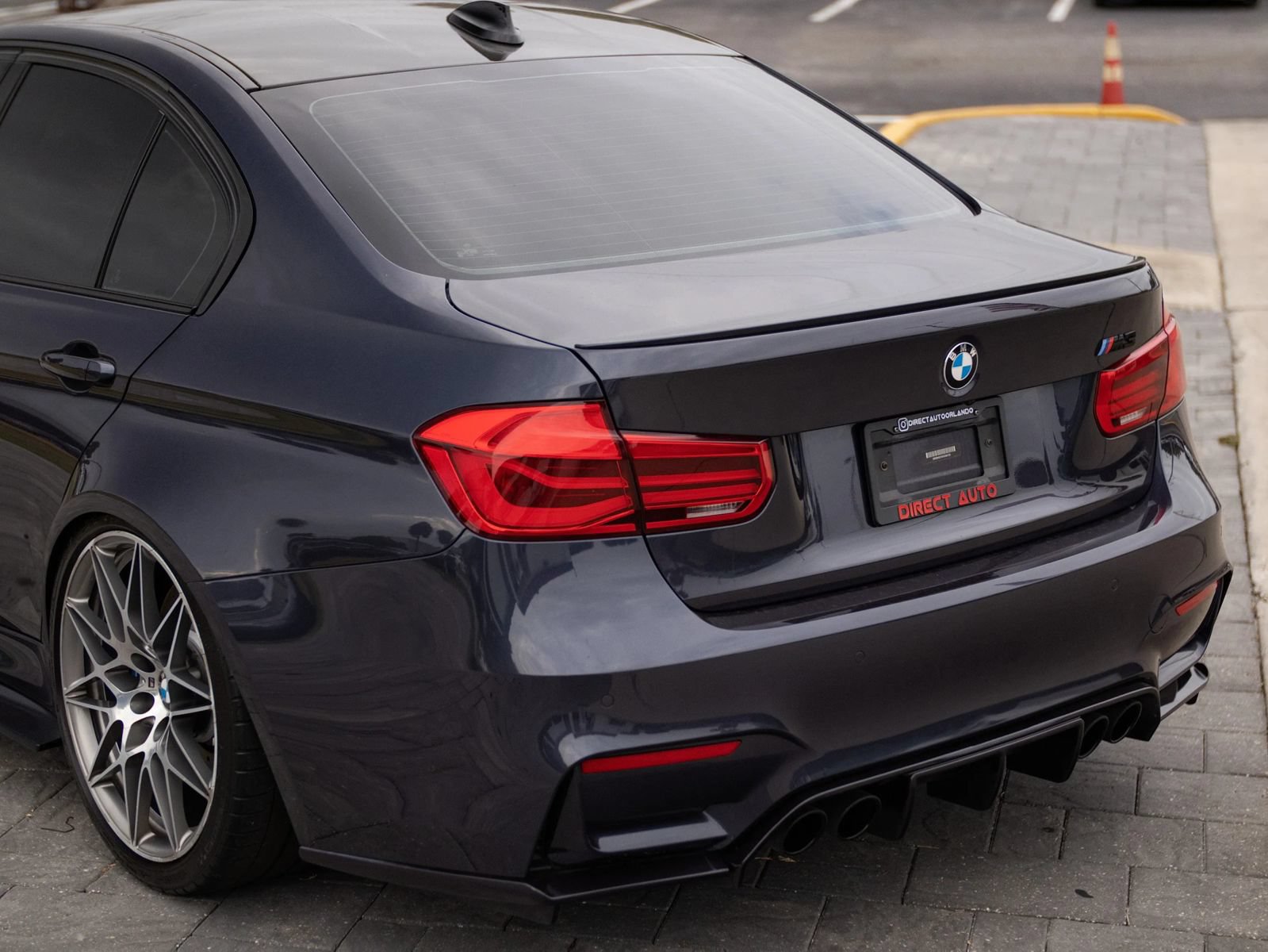 Used 2017 BMW M3 RWD image 12
