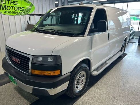 Used 2019 GMC Savana 2500 w/ Driver Convenience Package image 1