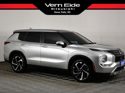 Used 2022 Mitsubishi Outlander SE