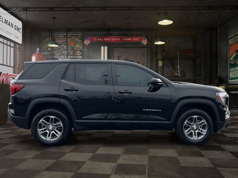 New 2026 GMC Terrain Elevation FWD image 8