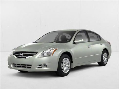 Used 2011 Nissan Altima 3.5 SR w/ 3.5SR Premium Pkg image 1