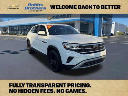 Used 2023 Volkswagen Atlas Cross Sport SE w/ Black Wheel Package