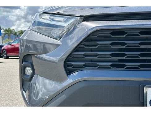 Used 2022 Toyota RAV4 XLE Premium FWD image 47