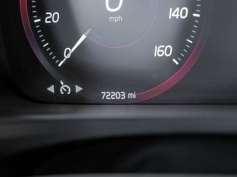 Used 2021 Volvo S60 T5 Momentum image 15