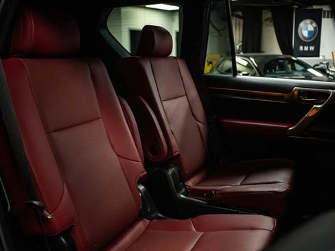 Used 2021 Lexus GX 460 Premium image 11